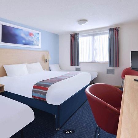 Travelodge Ayr Bagian luar foto
